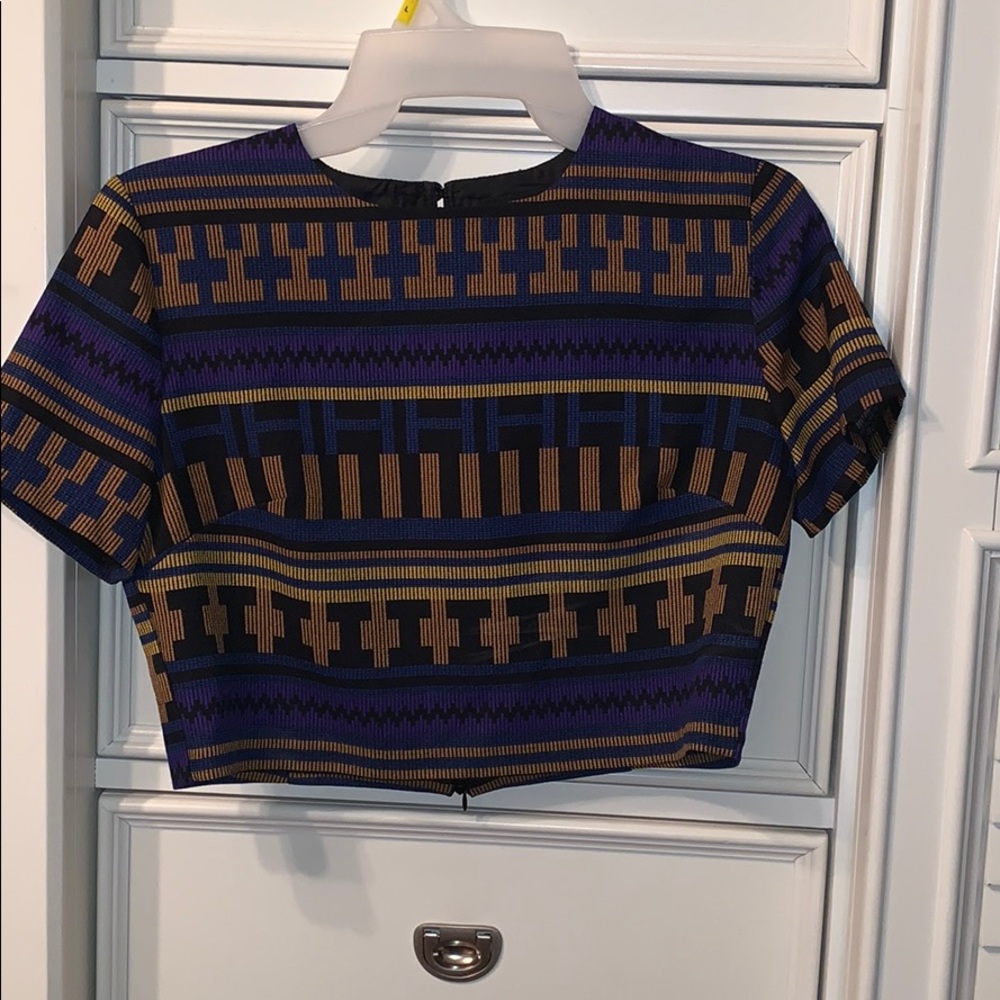 Crop top